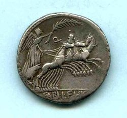82-81 v. C. Annius T.f.T.N. (Luscus). Rv. Quadriga..jpg