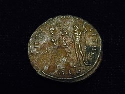 Münzen Antike II 057 Constantinus I RV.jpg