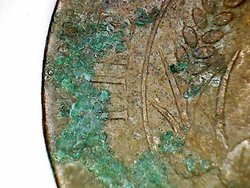 Bronzepest Detail.jpg