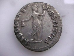 Vitellius reverse.jpg