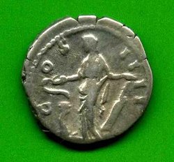 Denar Antoninus Pius C. 281 (b) Rv. COS IIII. Salus li. steh.jpg