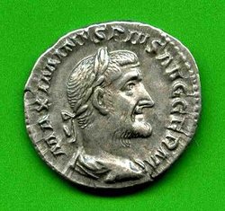 Denar Maximinus Thrax C. 37 Av. MAXIMINVS PIVS AVG GERM.jpg