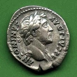 2. Exempl. Antoninus Pius C. 345 Av. ANTONINVS AVG PIVS PP..jpg