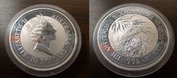 Australien_Kookaburra_ElizabethII_10Dollar_10oz_1992.jpg