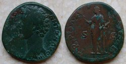 Marcus Aurelius Sesterce.jpg