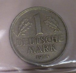 1M1954G.jpg