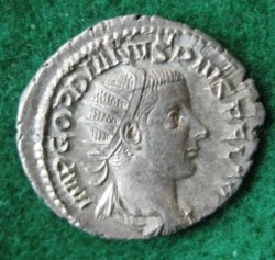 Antoninian, 242, RIC 95 (1).JPG