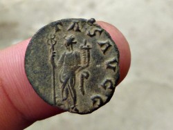 Valerianus FELICITAS AVGG RIC 87 RV digicam.jpg