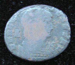 Decentius-AV-1.jpg (36.14 KiB) 1578 mal betrachtet Decentius-AV-1.jpg