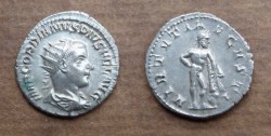 Gordianus III Antoninian VIRTVTI AVGUSTI.jpg