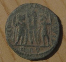 follis1.jpg