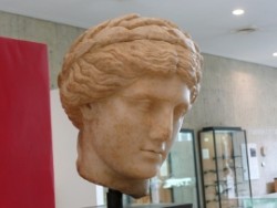 apollon-kopf_e3022439a5.jpg