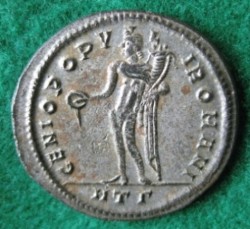 Follis, 297-298 Heraclea 3.Of., RIC 20a (2).JPG