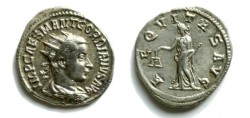 072_Gordianus III (AEQVITAS AVG 8).jpg