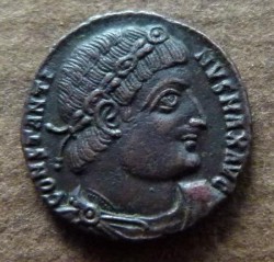 Constantin I RIC 86 AV.jpg (82.73 KiB) 861 mal betrachtet Constantin I RIC 86 AV.jpg