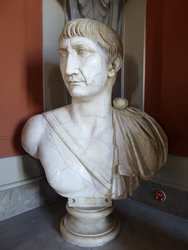 trajan_sdb_mv.jpg