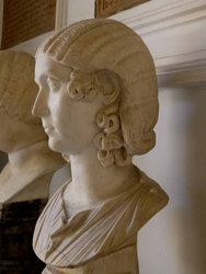 mc_julia_paula_albani_III.jpg