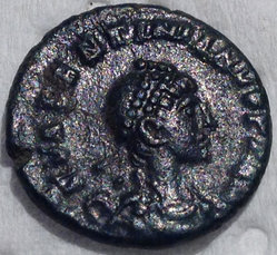 Valentinianus-II-AE4-RES-we.jpg