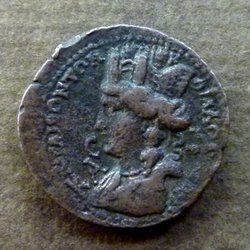 Antoninus Pius Laodicea ad Mare AE 25 RV 2.jpg