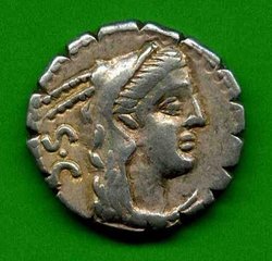 1). 80 v. Chr. Denar. L. Procilius. Av. Juno-Sospita-Kopf, SC. Alb. 1274..jpg